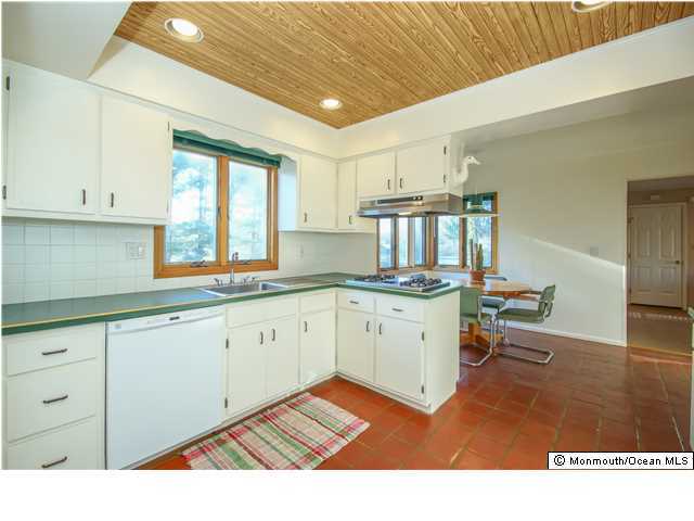 11 Cambridge Road Freehold, NJ 07728 - Photo 4 of 23 Additional Photo