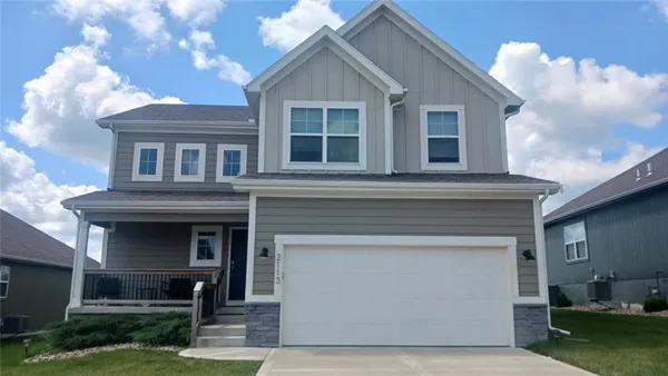$415,000 | 2113 Southwest Rutherford Drive, Lee's Summit, MO 64082
