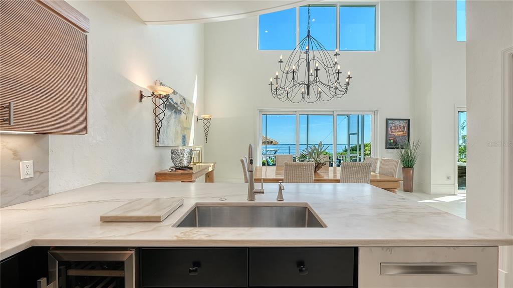 3530 Mistletoe Lane Longboat Key, FL 34228 - Photo 22 of 55 Gallery Image 22