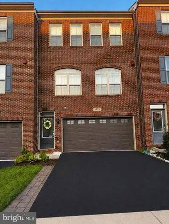 $675,000 | 6833 William White Way, Haymarket, VA 20169