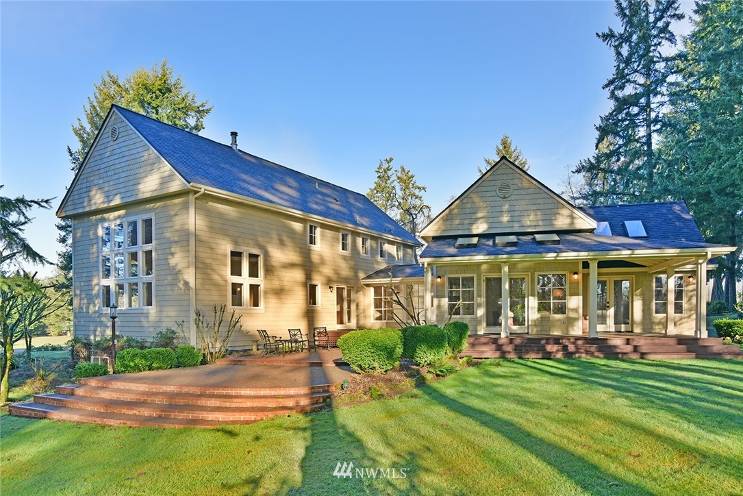 3255 Northeast Lincoln Road Poulsbo, WA 98370 - Photo 4 of 24