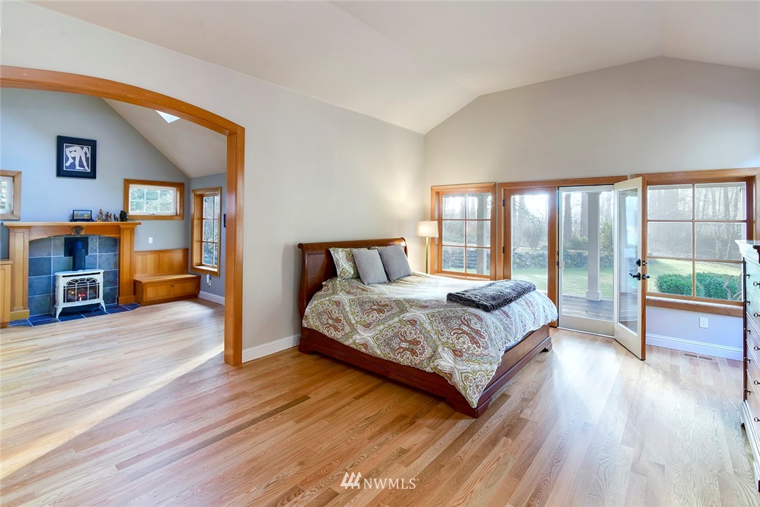 3255 Northeast Lincoln Road Poulsbo, WA 98370 - Photo 8 of 24