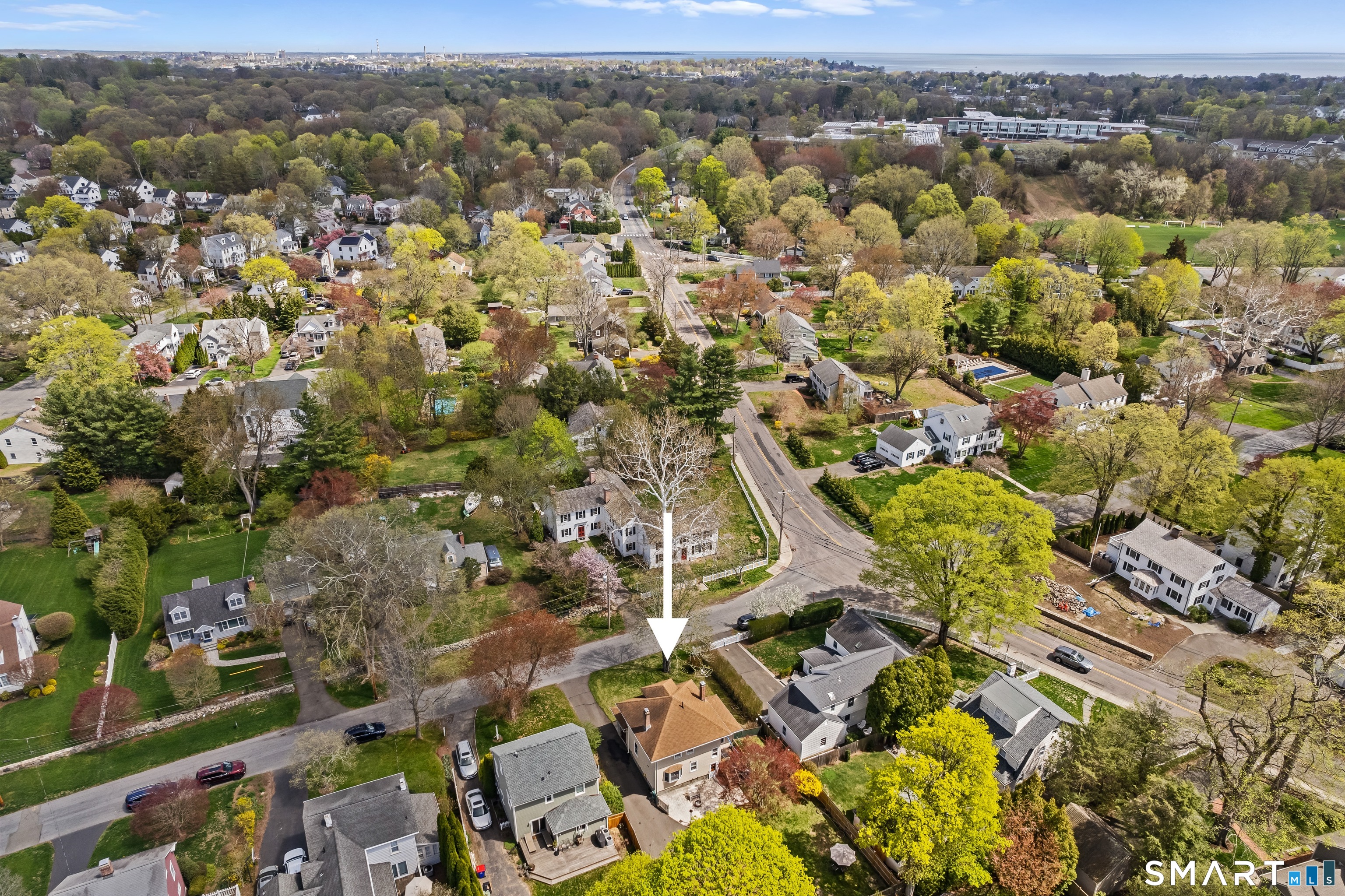 289 Old Mill Road Fairfield, CT 06824 - Photo 35 of 39