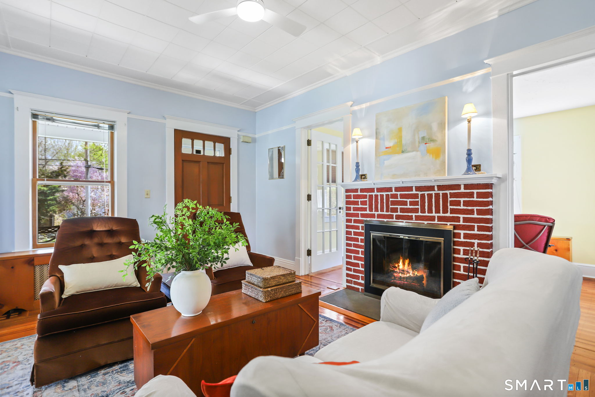 289 Old Mill Road Fairfield, CT 06824 - Photo 5 of 39