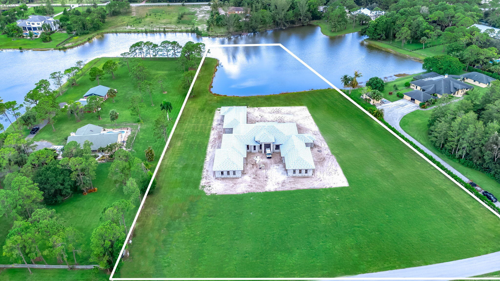 5593 Reynolds Road Lake Worth, FL 33449 - Photo 9 of 27 a view of a garden with an outdoor space