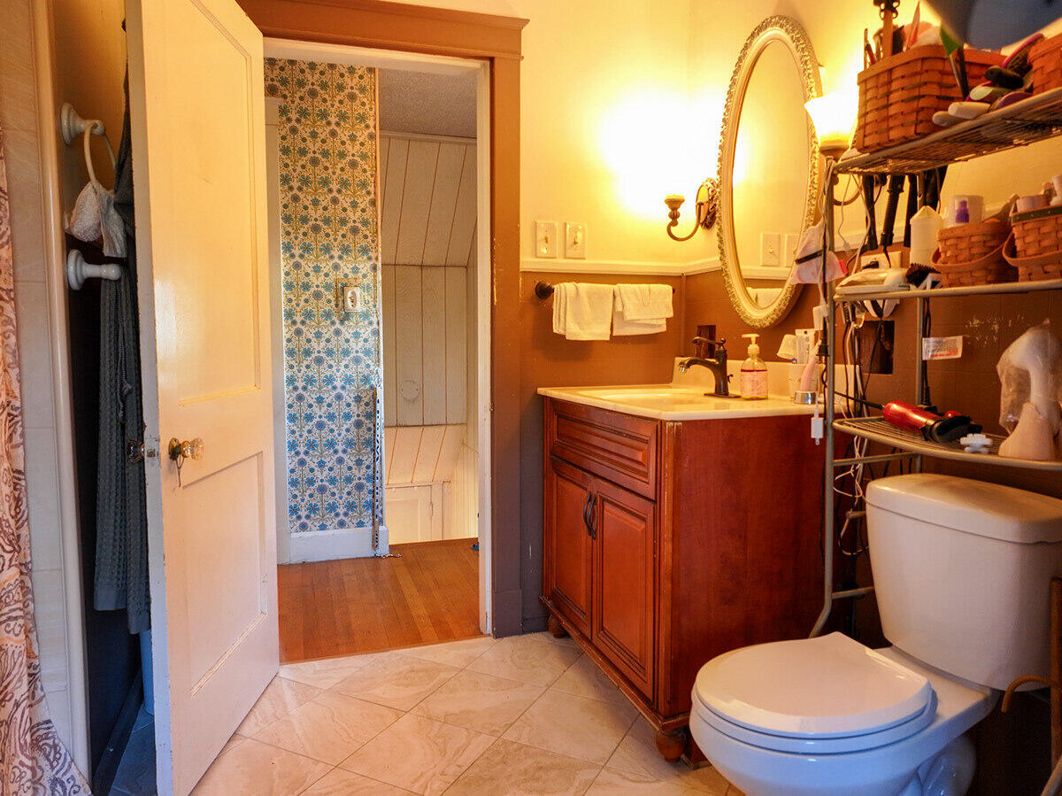 21 Androscoggin Avenue Lewiston, ME 04240 - Photo 28 of 47 Full Bath 2nd Floor