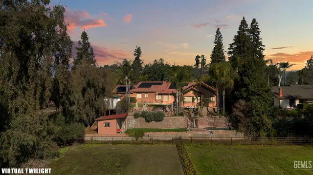 $679,999 | Undisclosed Address, Lindsay, CA 93247