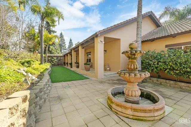 a view of a porch with furniture