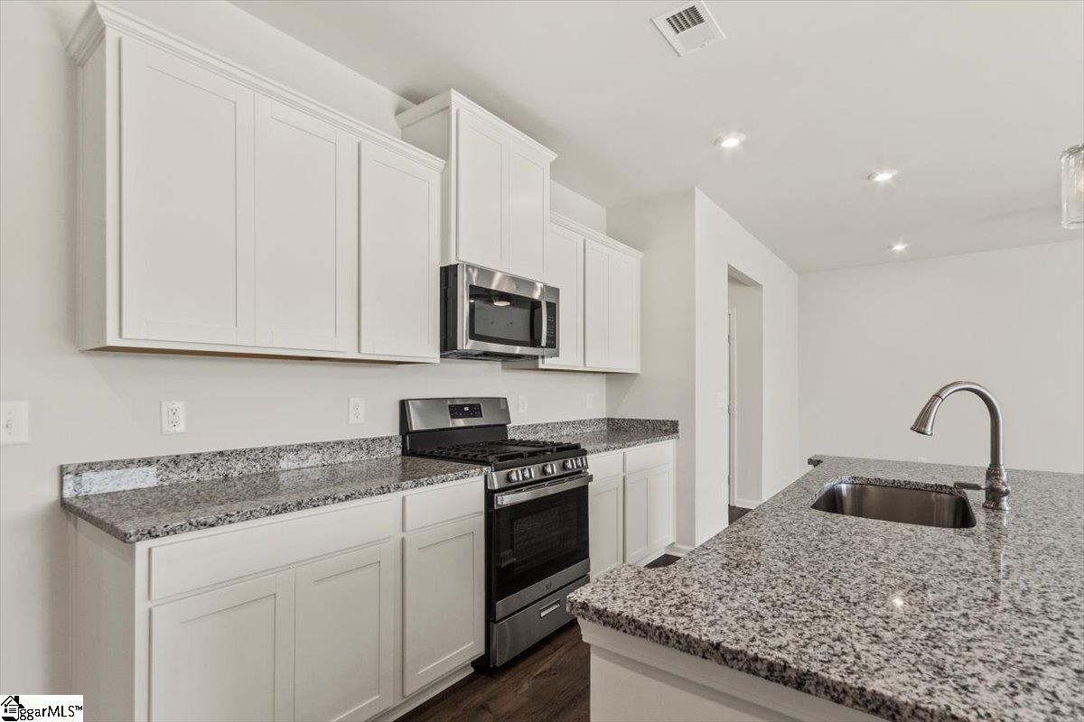 1109 Berry Patch Drive Lyman, SC 29365 - Photo 17 of 36