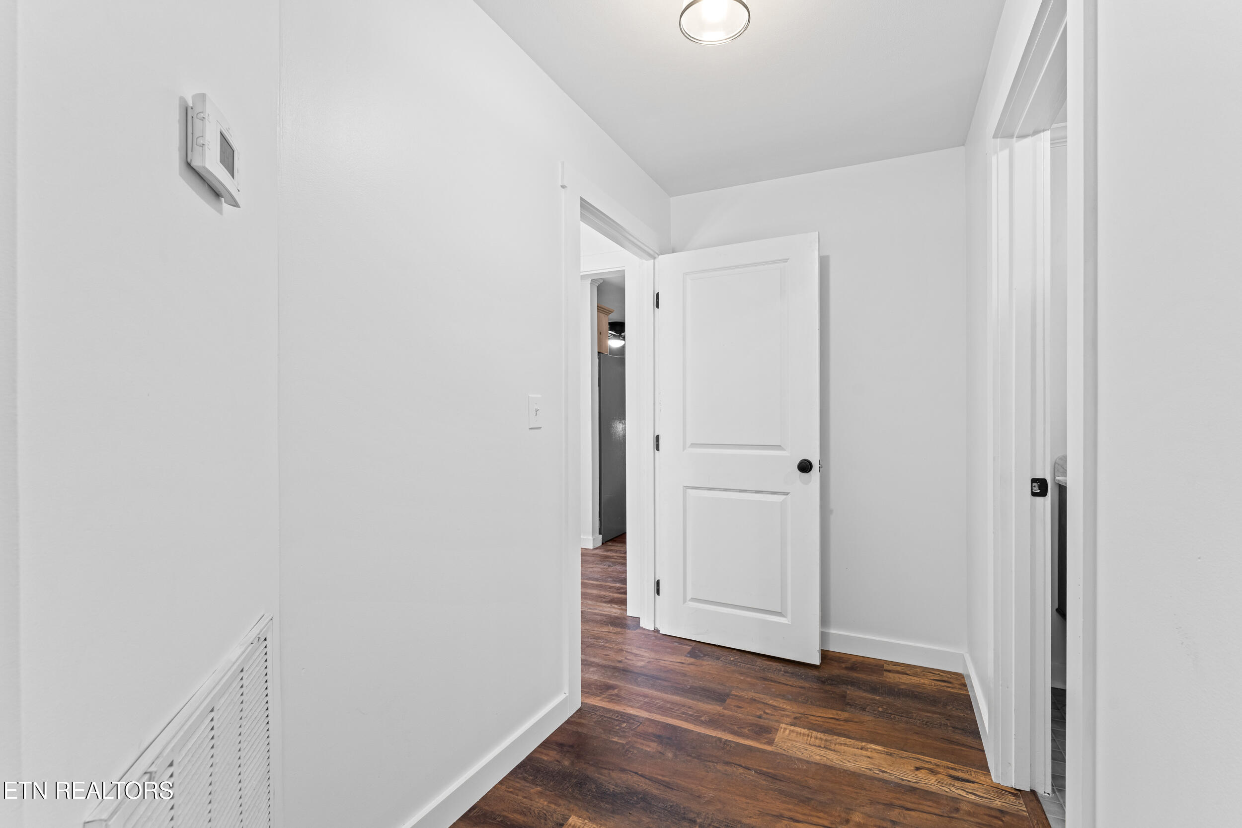 214 Tanglewood Road Harriman, TN 37748 - Photo 27 of 60 214 tanglewood rd-44