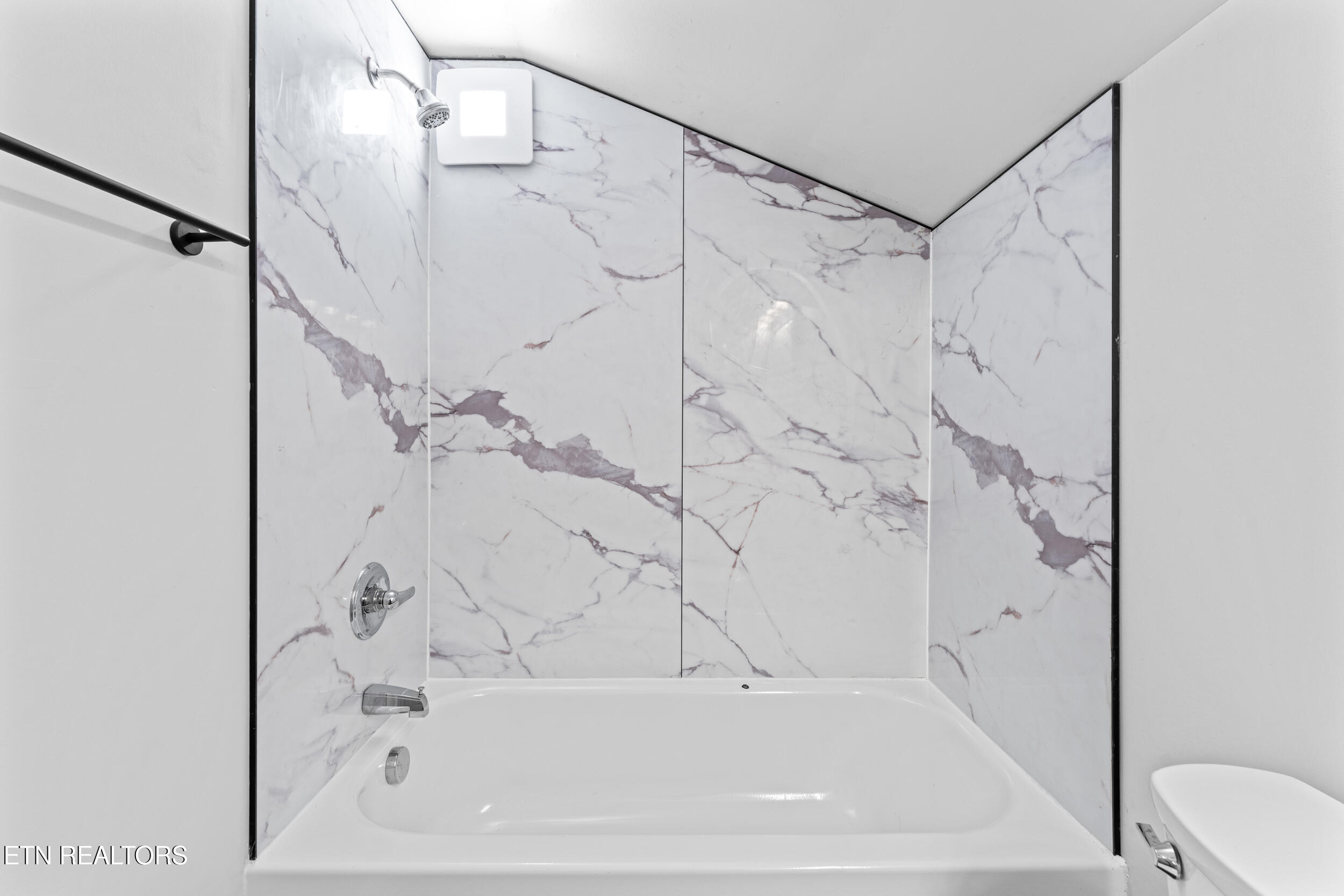 214 Tanglewood Road Harriman, TN 37748 - Photo 40 of 60 214 tanglewood rd-57