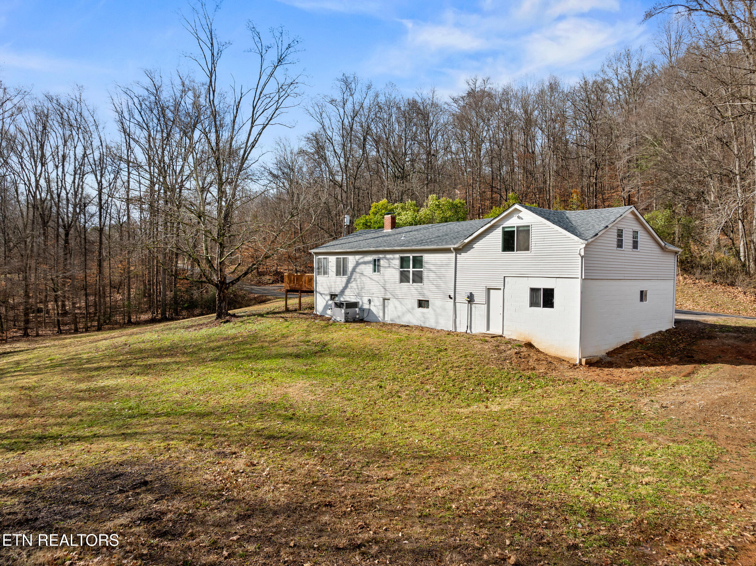 214 Tanglewood Road Harriman, TN 37748 - Photo 52 of 60 214 tanglewood rd-13