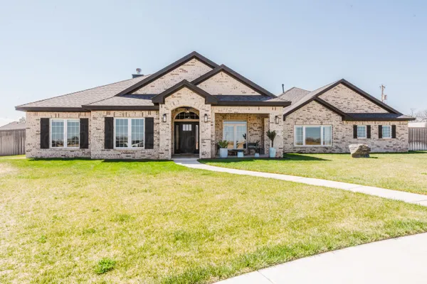 $499,000 | 1512 Madison Avenue, Dumas, TX 79029