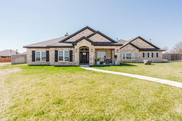 $499,000 | 1512 Madison Avenue, Dumas, TX 79029