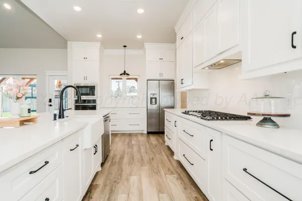 $499,000 | 1512 Madison Avenue, Dumas, TX 79029