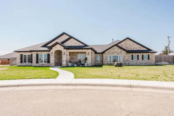 $499,000 | 1512 Madison Avenue, Dumas, TX 79029