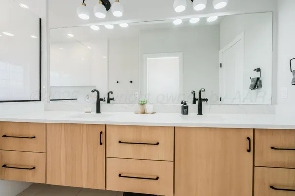 $499,000 | 1512 Madison Avenue, Dumas, TX 79029