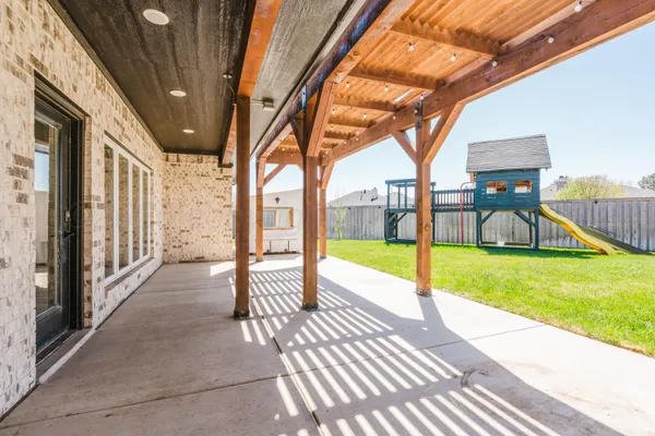 $499,000 | 1512 Madison Avenue, Dumas, TX 79029