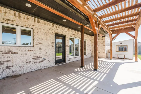 $499,000 | 1512 Madison Avenue, Dumas, TX 79029