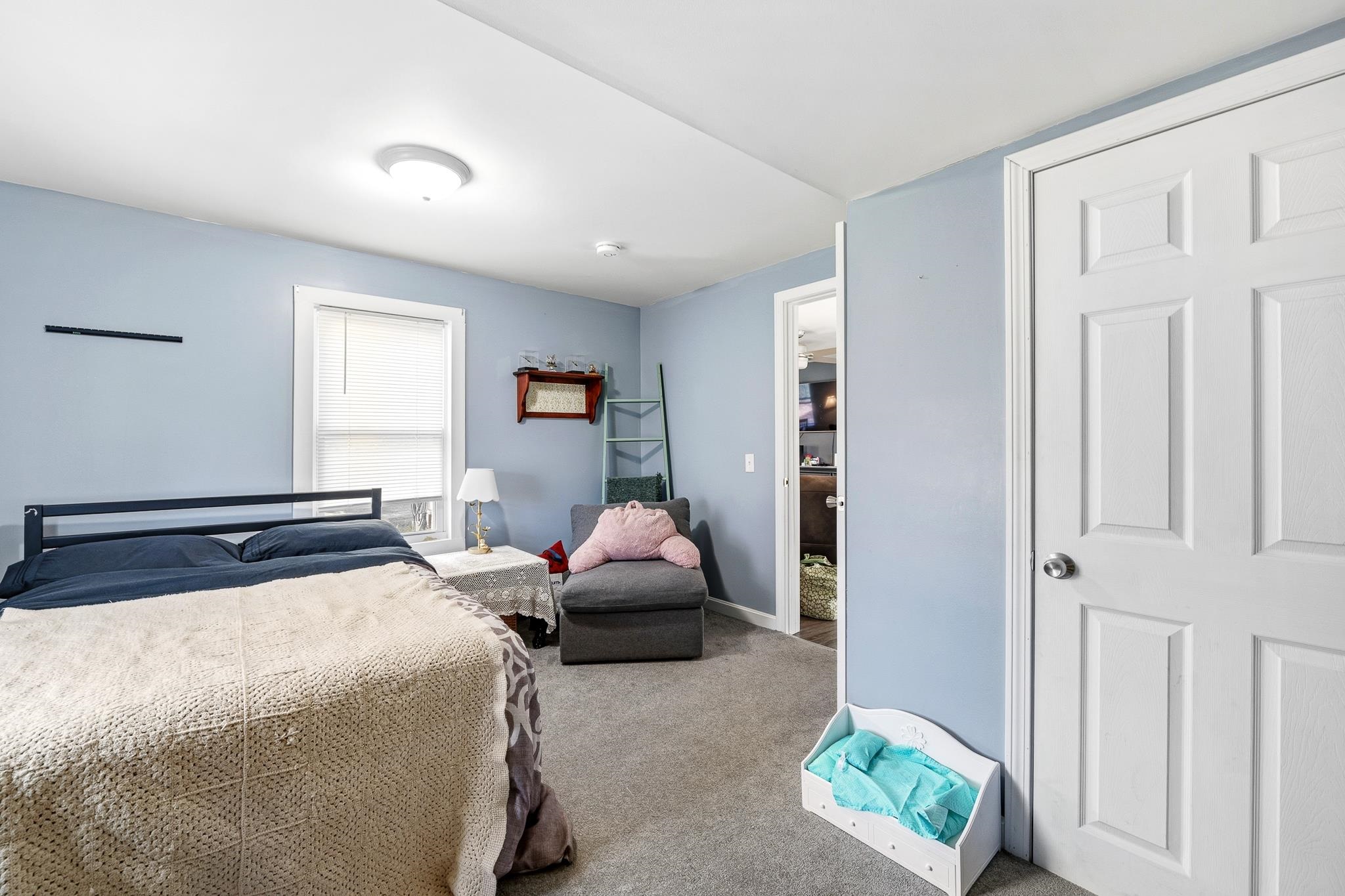 487 Rockingham Street Berlin, NH 03570 - Photo 15 of 38