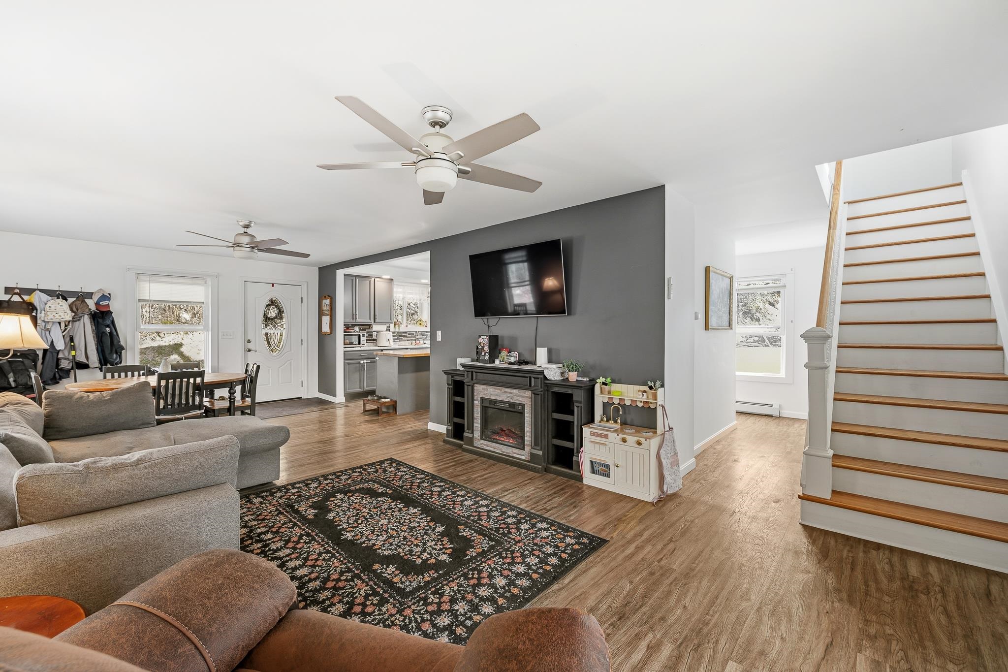 487 Rockingham Street Berlin, NH 03570 - Photo 8 of 38