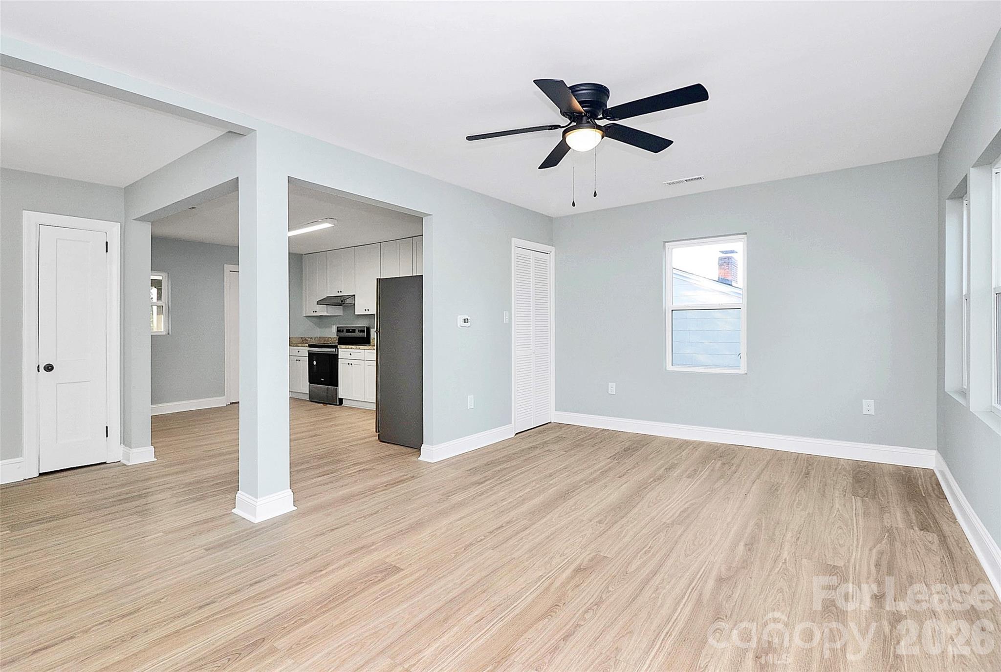 1521 Effingham Road Charlotte, NC 28208 - Photo 3 of 19