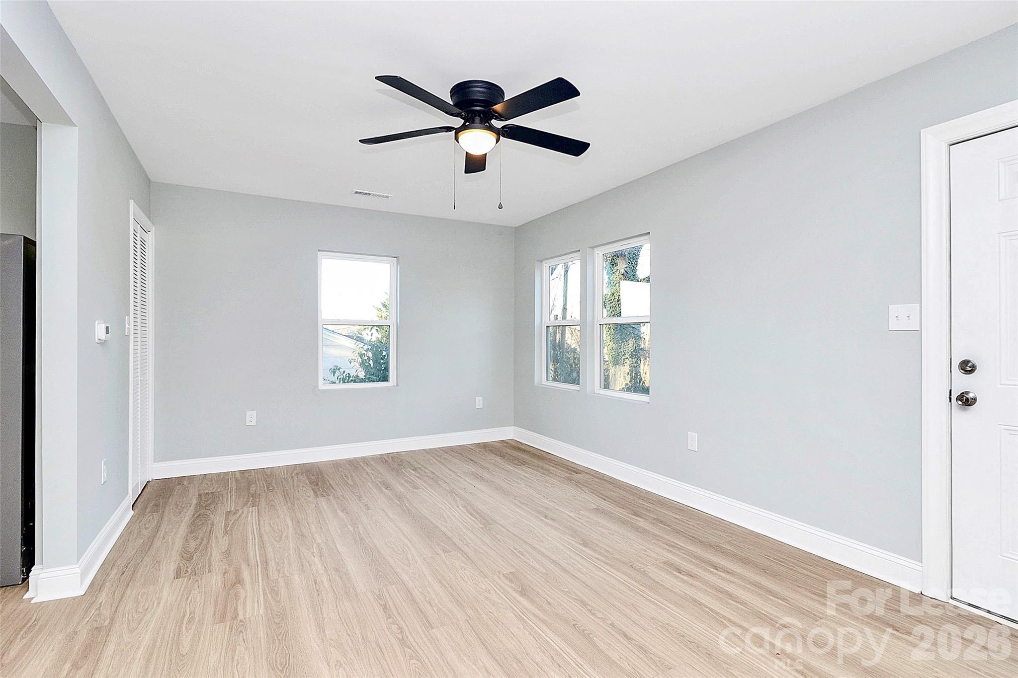 1521 Effingham Road Charlotte, NC 28208 - Photo 5 of 19