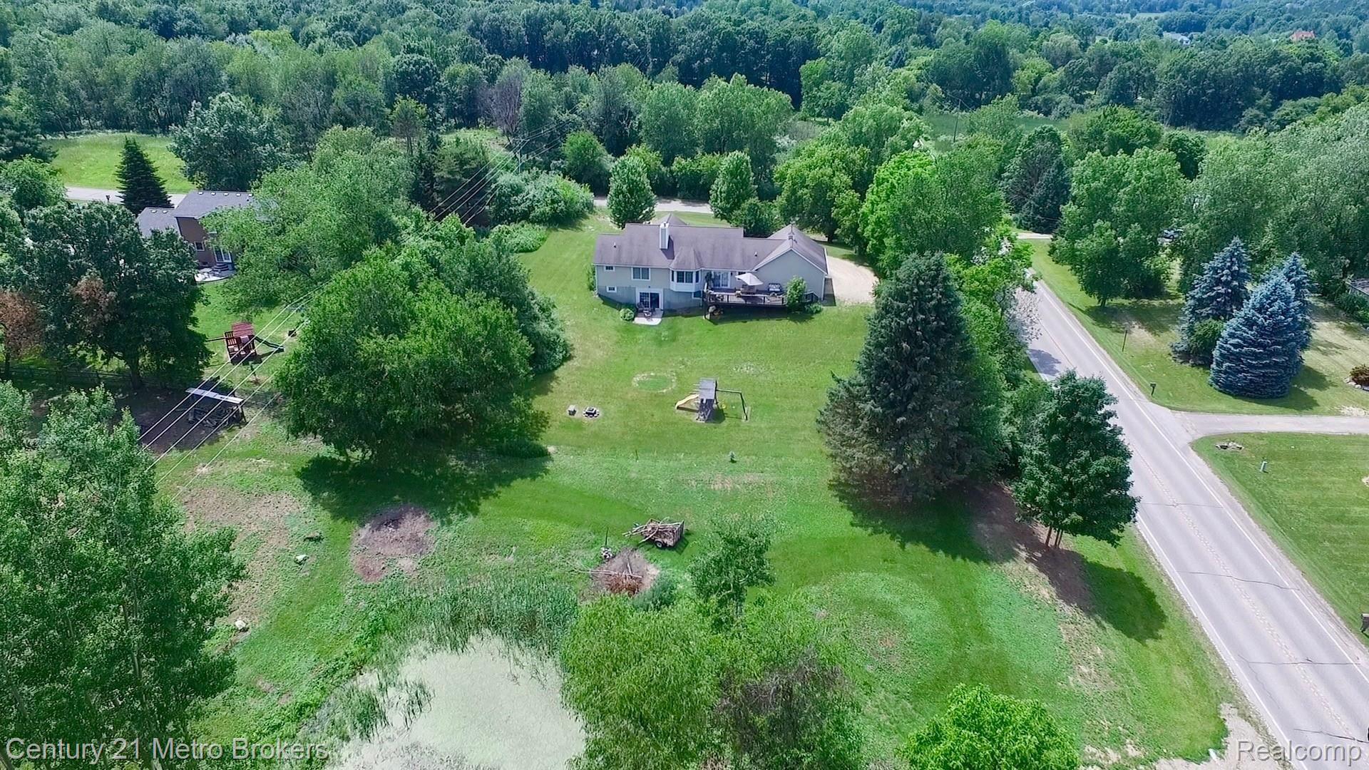 3511 Timber Ridge Drive Metamora, MI 48455 - Photo 47 of 53 Raw.00_03_41_13