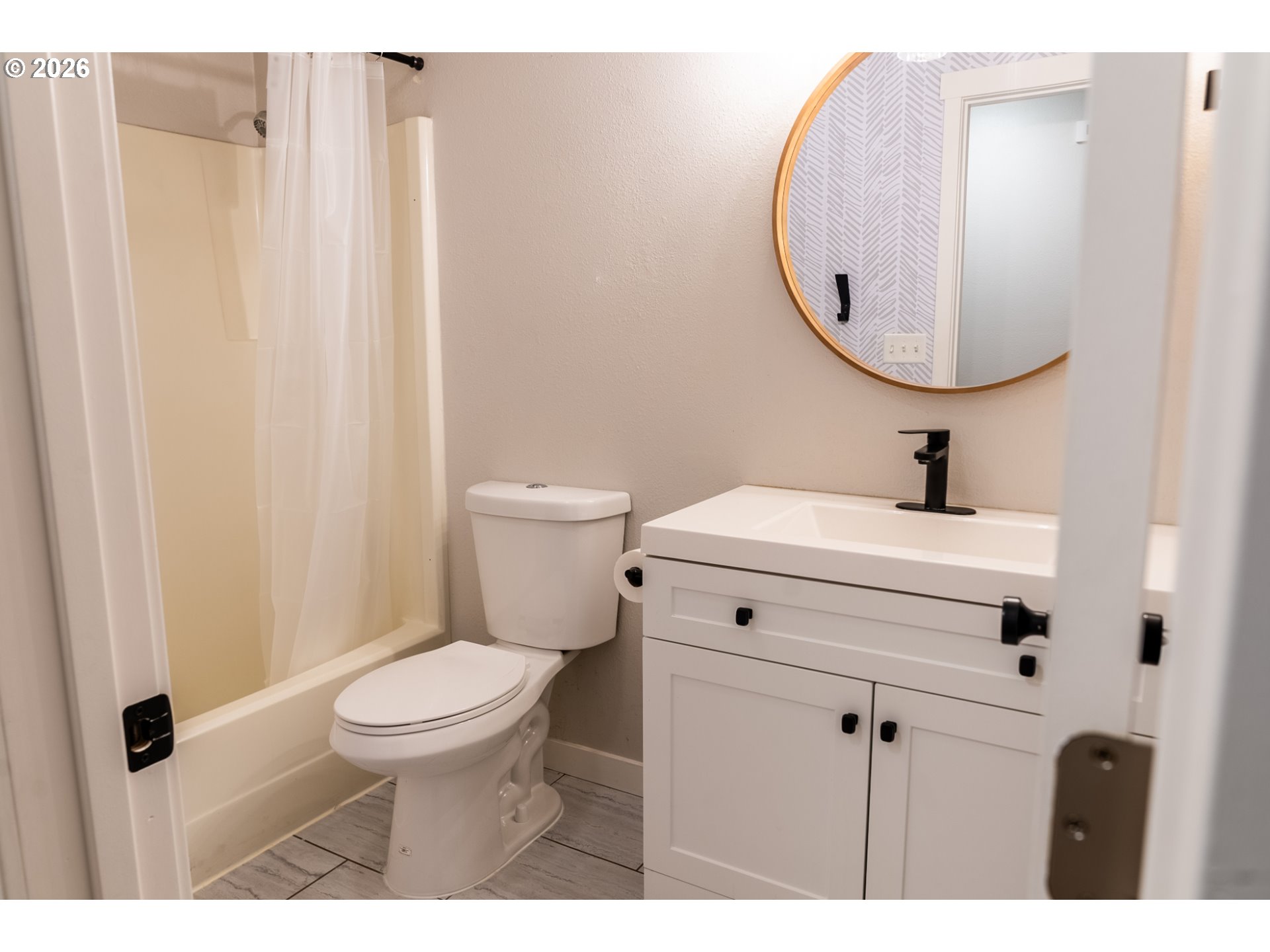 660 Southwest Coral Street Junction City, OR 97448 - Photo 19 of 31