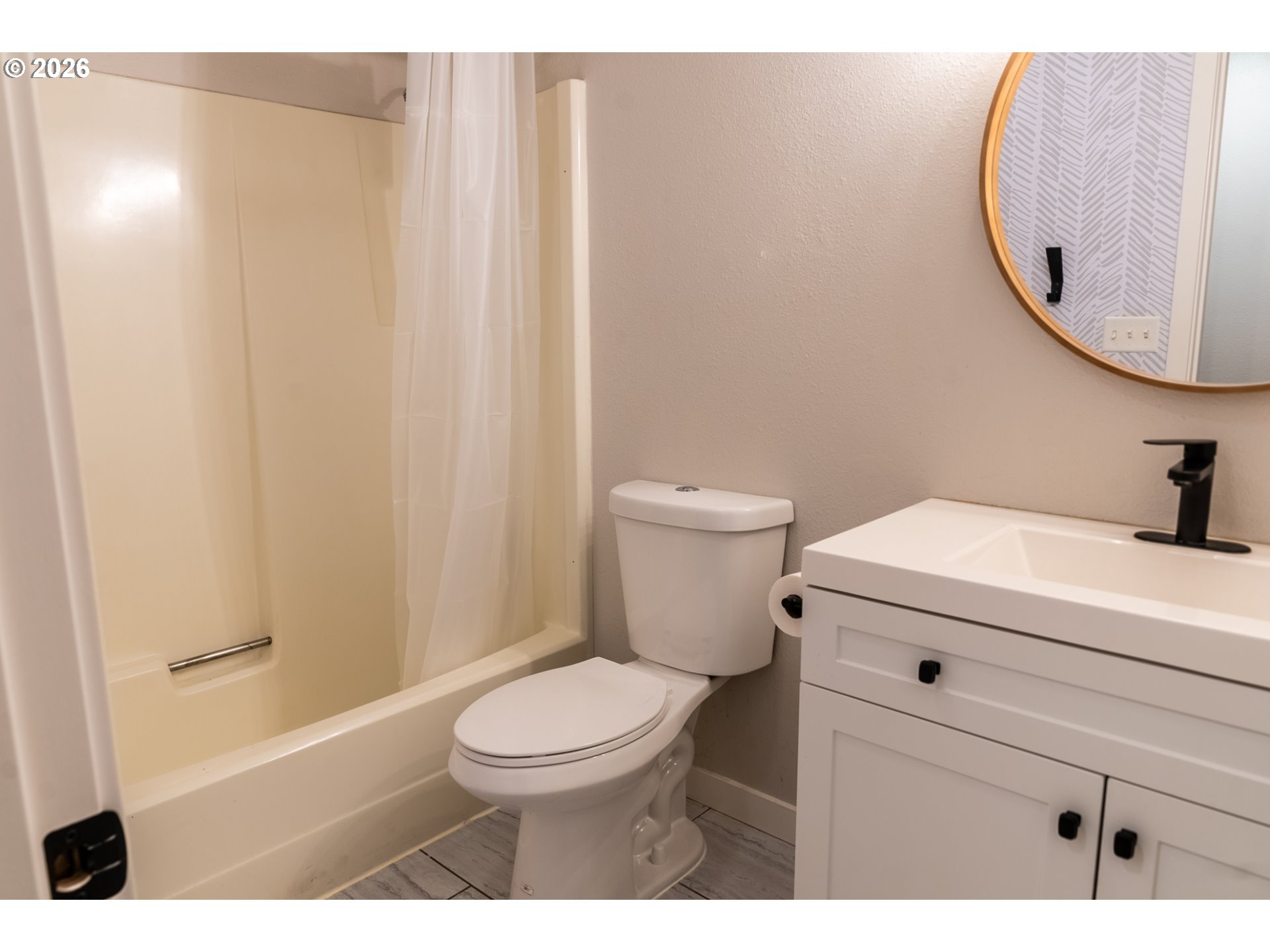 660 Southwest Coral Street Junction City, OR 97448 - Photo 21 of 31