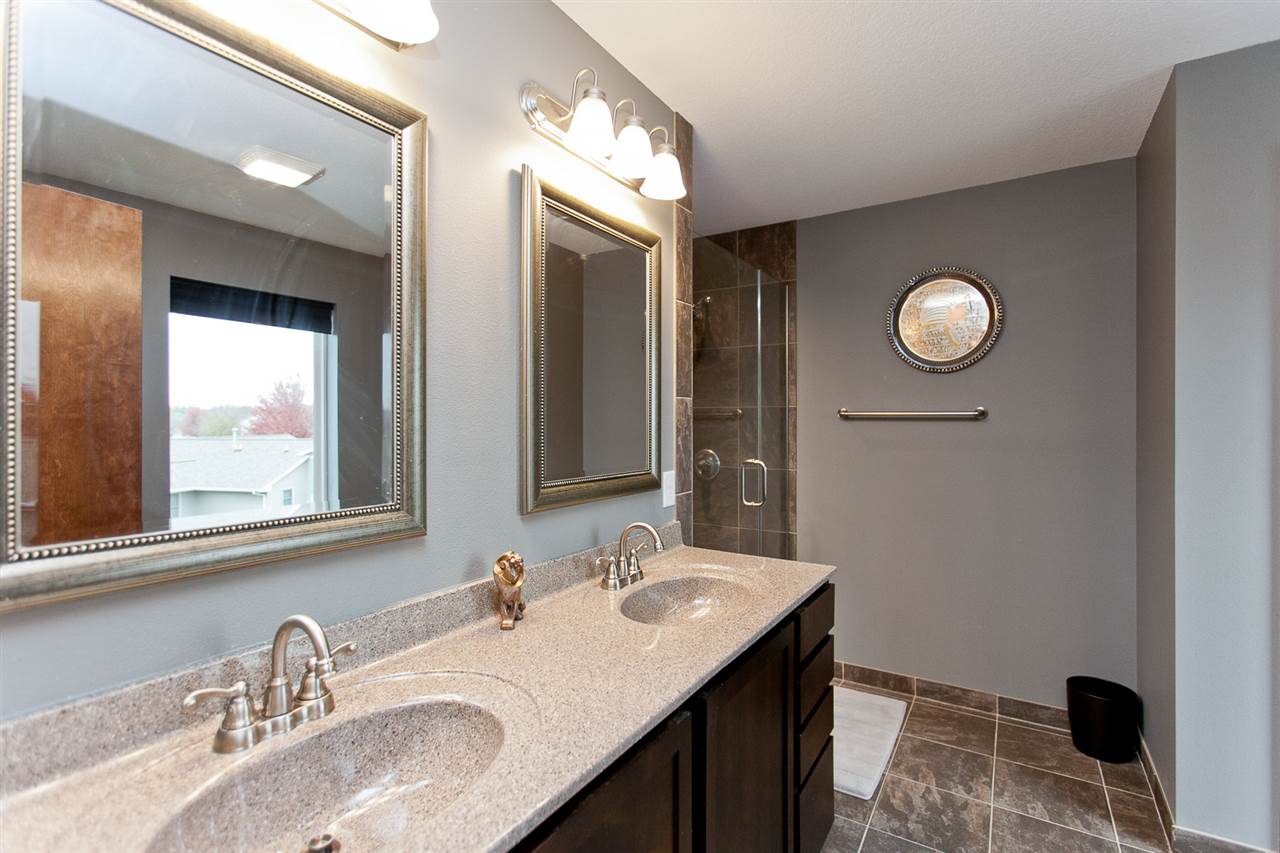 2595 Newcastle Road Marion, IA 52302 - Photo 29 of 50 Gallery Image 29
