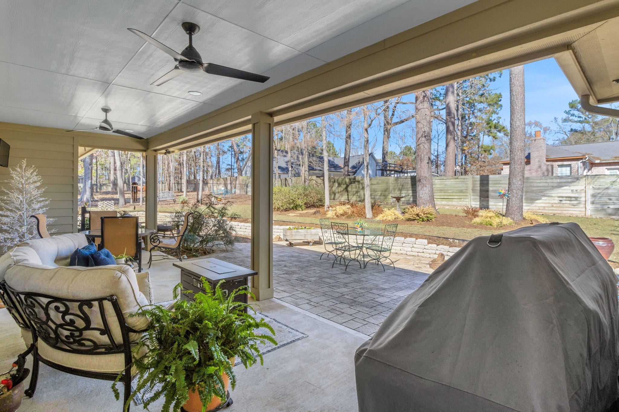 1040 Kings Way Coldspring, TX 77331 - Photo 17 of 50 a living room with furniture and a large window
