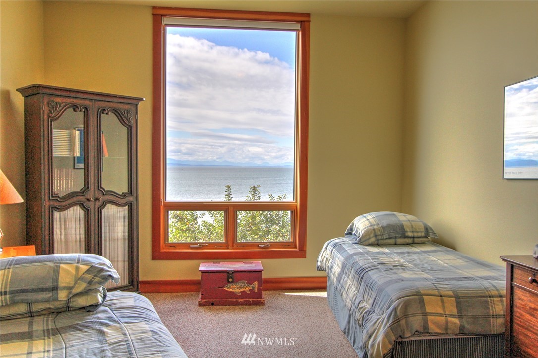 371 West Bluff Road Point Roberts, WA 98281 - Photo 22 of 34 Gallery Image 22