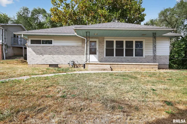 $105,000 | 5801 South Jefferson Street, Bartonville, IL 61607