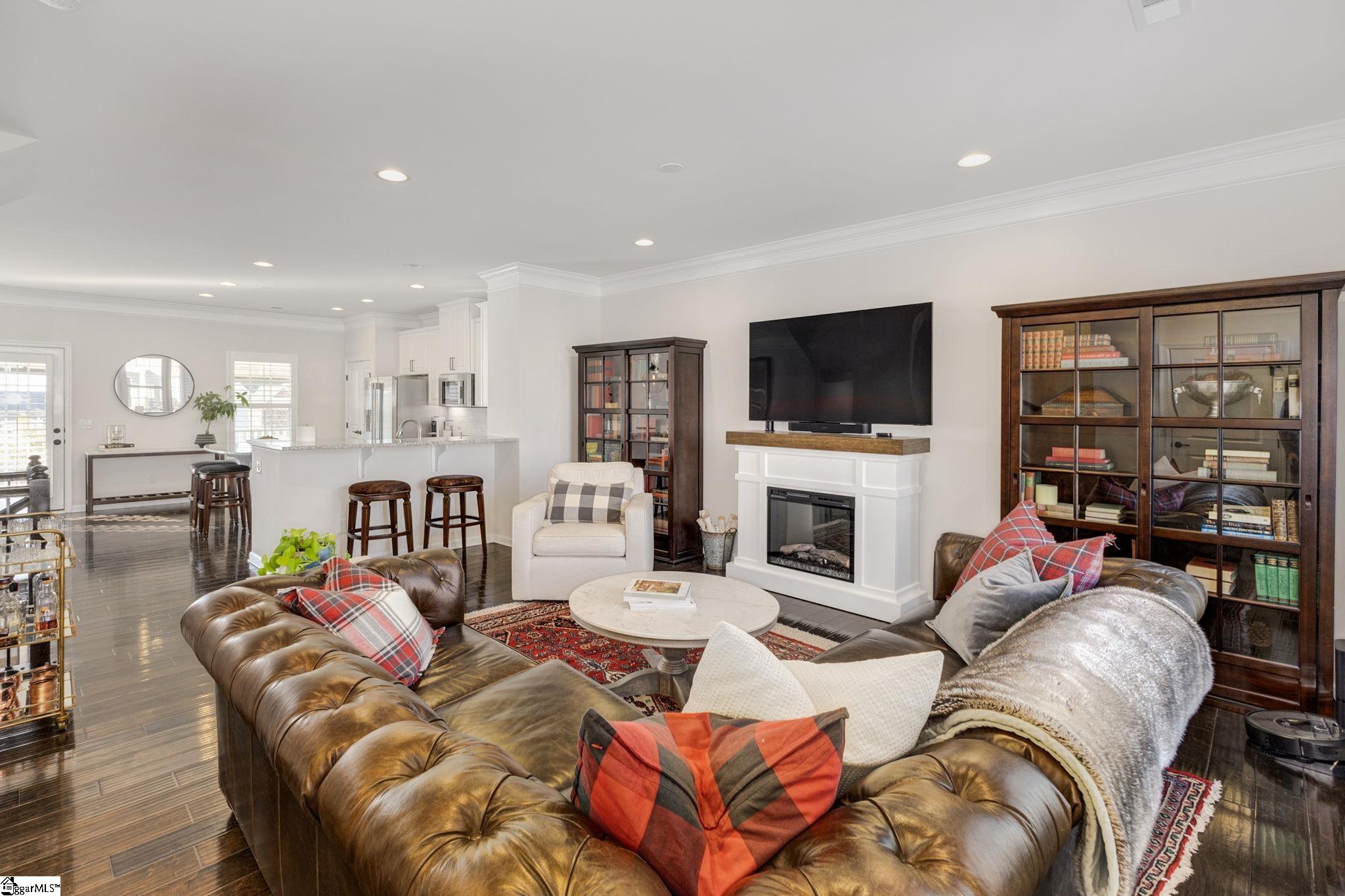 248 Rocky Slope Road Greenville, SC 29607 - Photo 3 of 25 Gallery Image 3