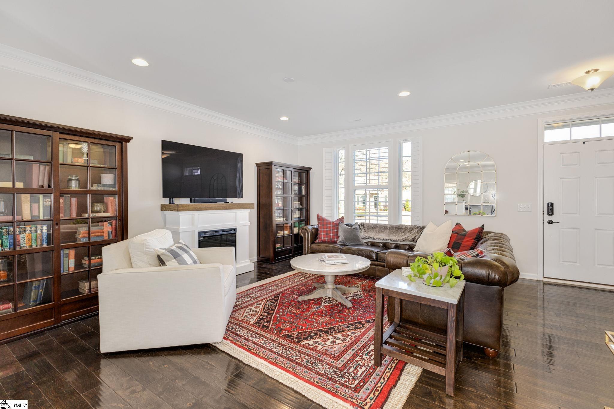 248 Rocky Slope Road Greenville, SC 29607 - Photo 4 of 25 Gallery Image 4
