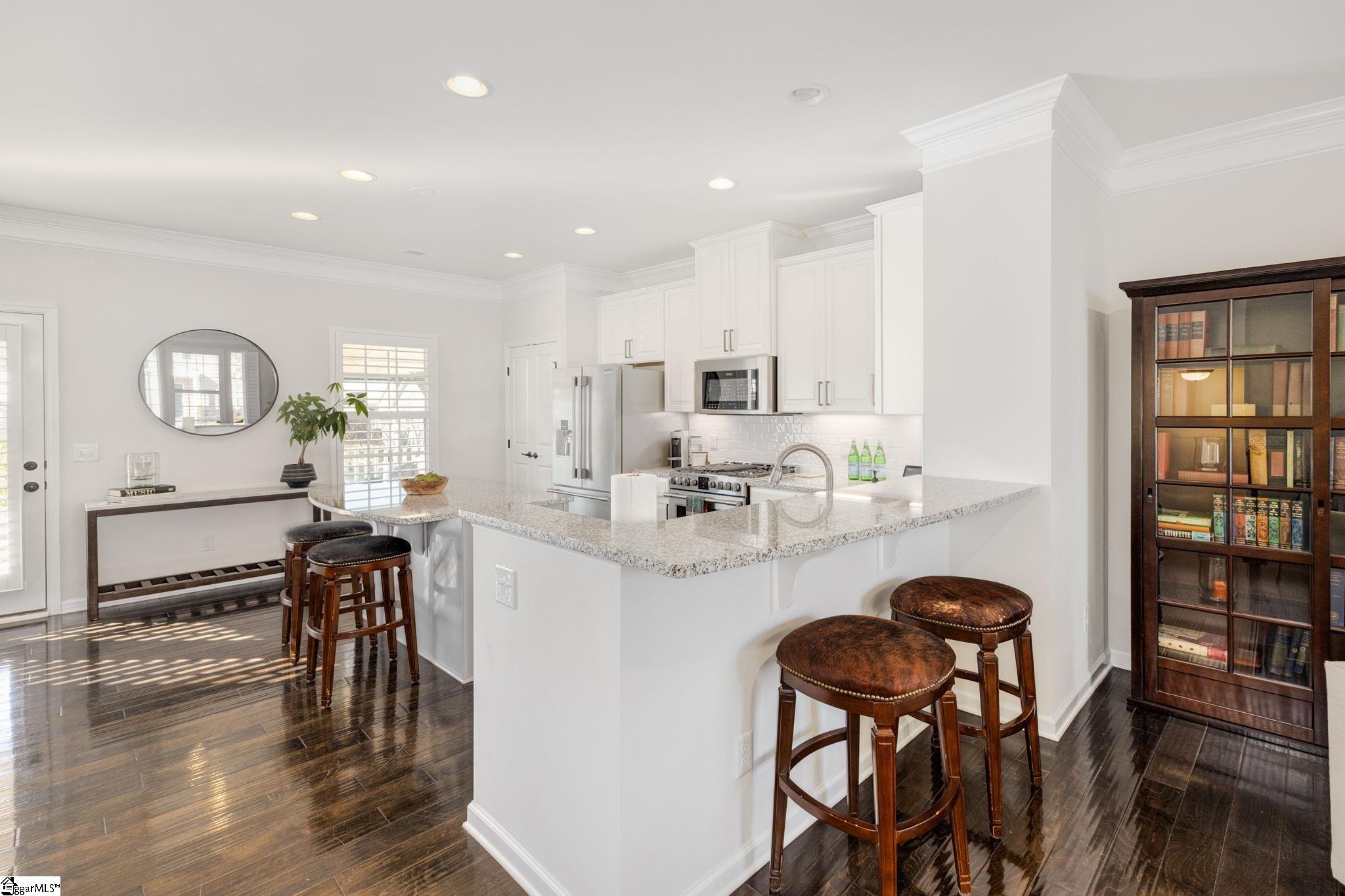 248 Rocky Slope Road Greenville, SC 29607 - Photo 6 of 25 Gallery Image 6