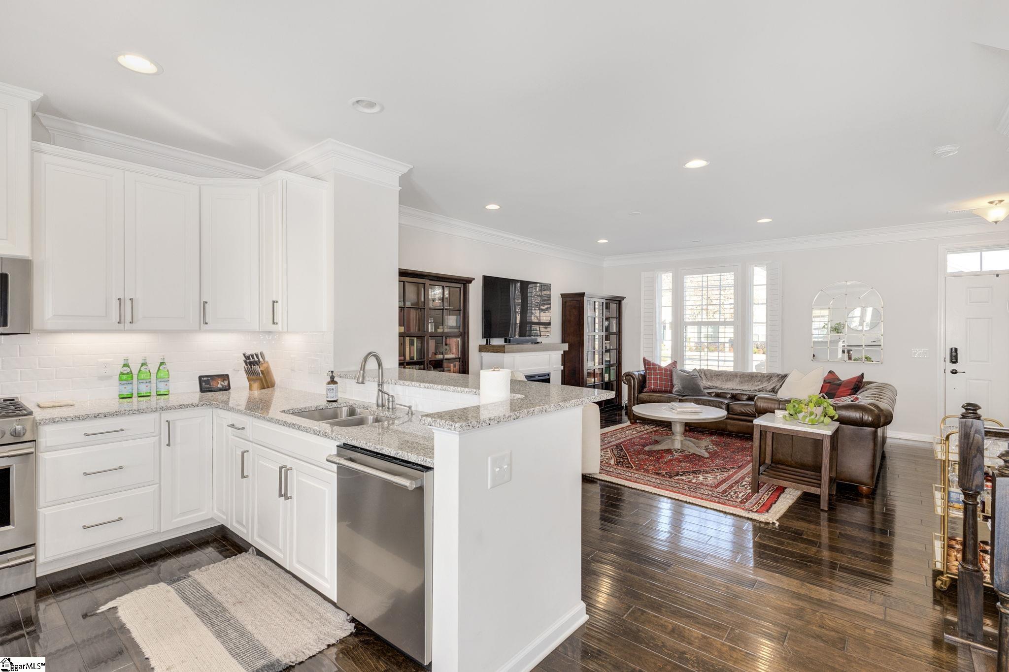 248 Rocky Slope Road Greenville, SC 29607 - Photo 7 of 25 Gallery Image 7