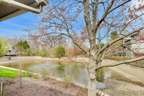 $449,000 | 126 Commons Drive, Palos Park, IL 60464