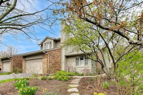 $449,000 | 126 Commons Drive, Palos Park, IL 60464