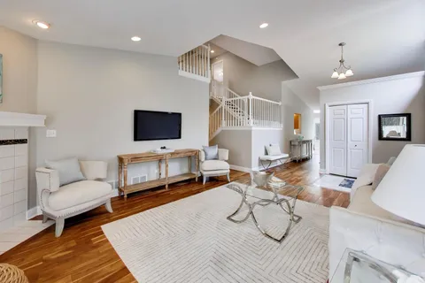 $449,000 | 126 Commons Drive, Palos Park, IL 60464