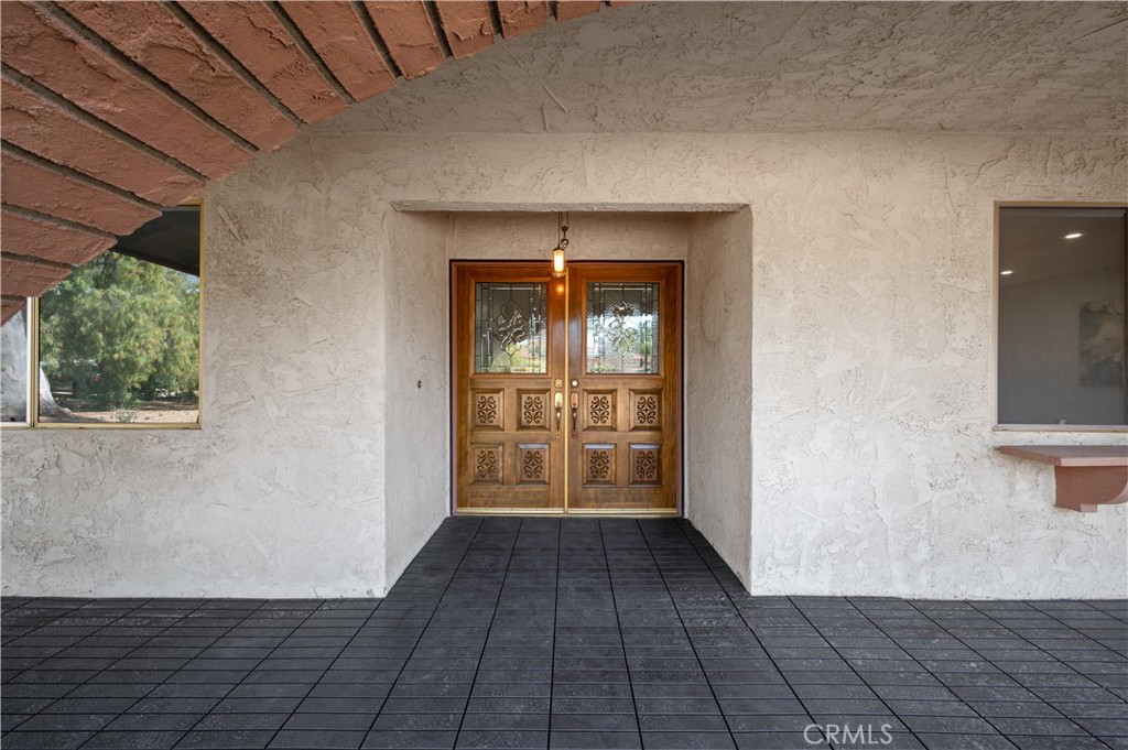 18561 Bert Road Riverside, CA 92508 - Photo 6 of 72