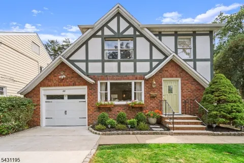 $739,999 | 28 Mountain Avenue, Bloomfield, NJ 07003