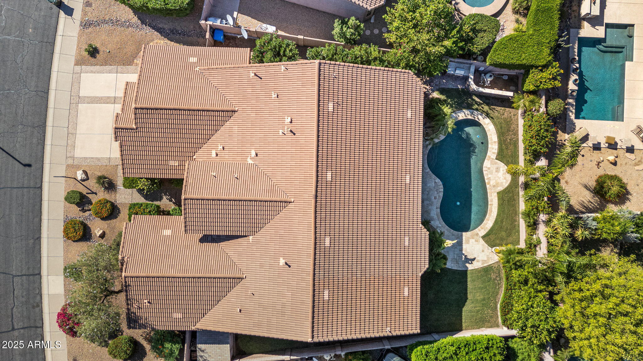 4410 East Robin Lane Phoenix, AZ 85050 - Photo 8 of 44 an aerial view of a house