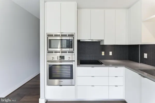 $2,300 | 1300 4th Street Southeast, Unit 902, Washington, DC 20003