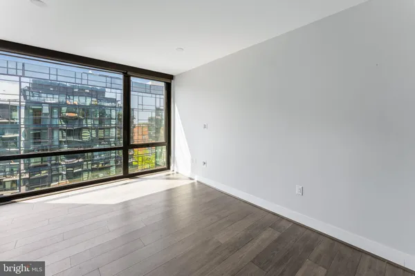 $2,300 | 1300 4th Street Southeast, Unit 902, Washington, DC 20003