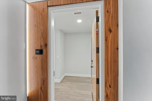 $2,300 | 1300 4th Street Southeast, Unit 902, Washington, DC 20003
