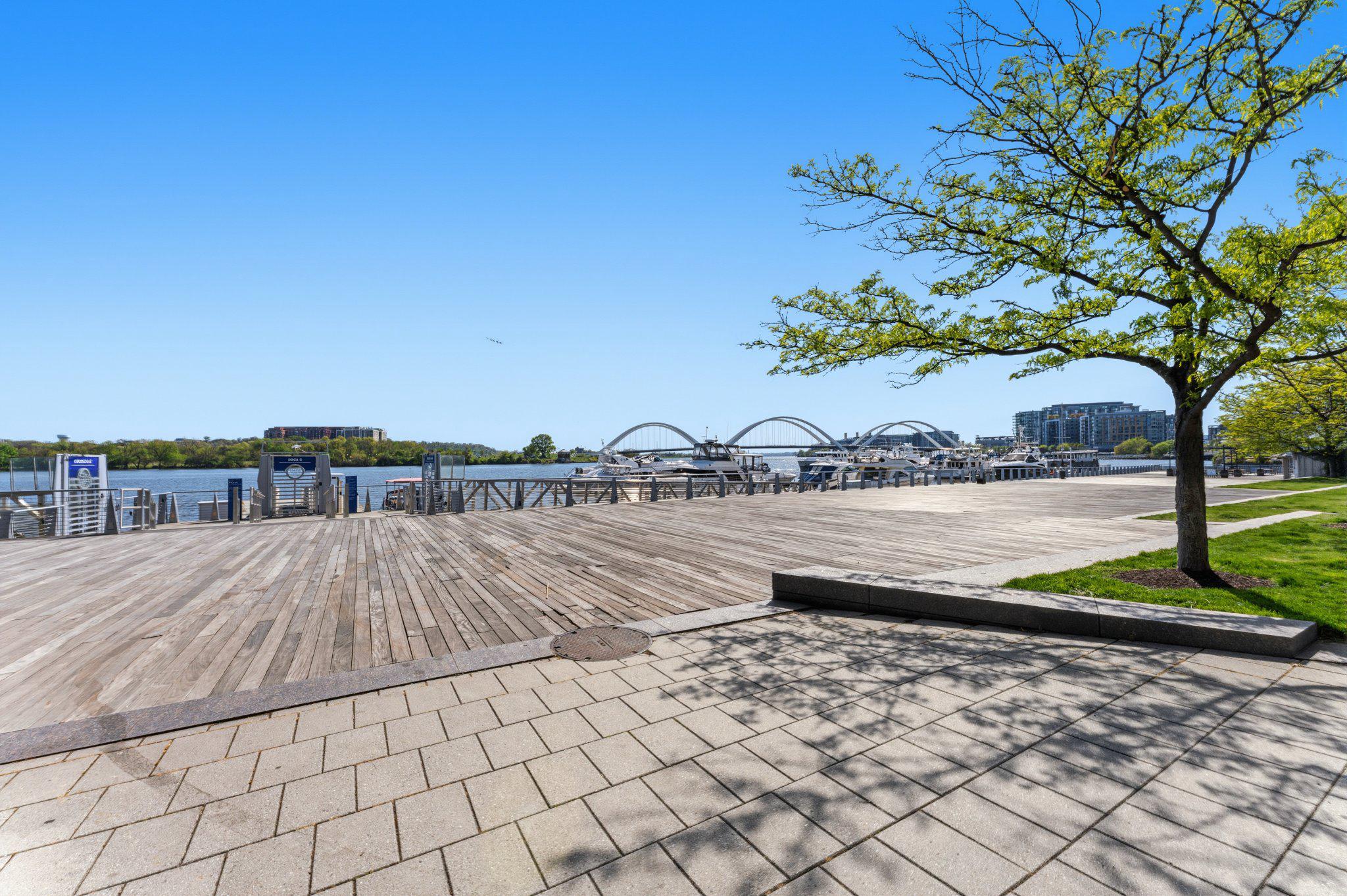 1300 4th Street Southeast, Unit 902 Washington, DC 20003 - Photo 41 of 42 a view of ocean