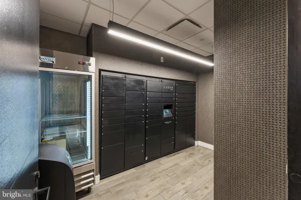 $2,300 | 1300 4th Street Southeast, Unit 902, Washington, DC 20003