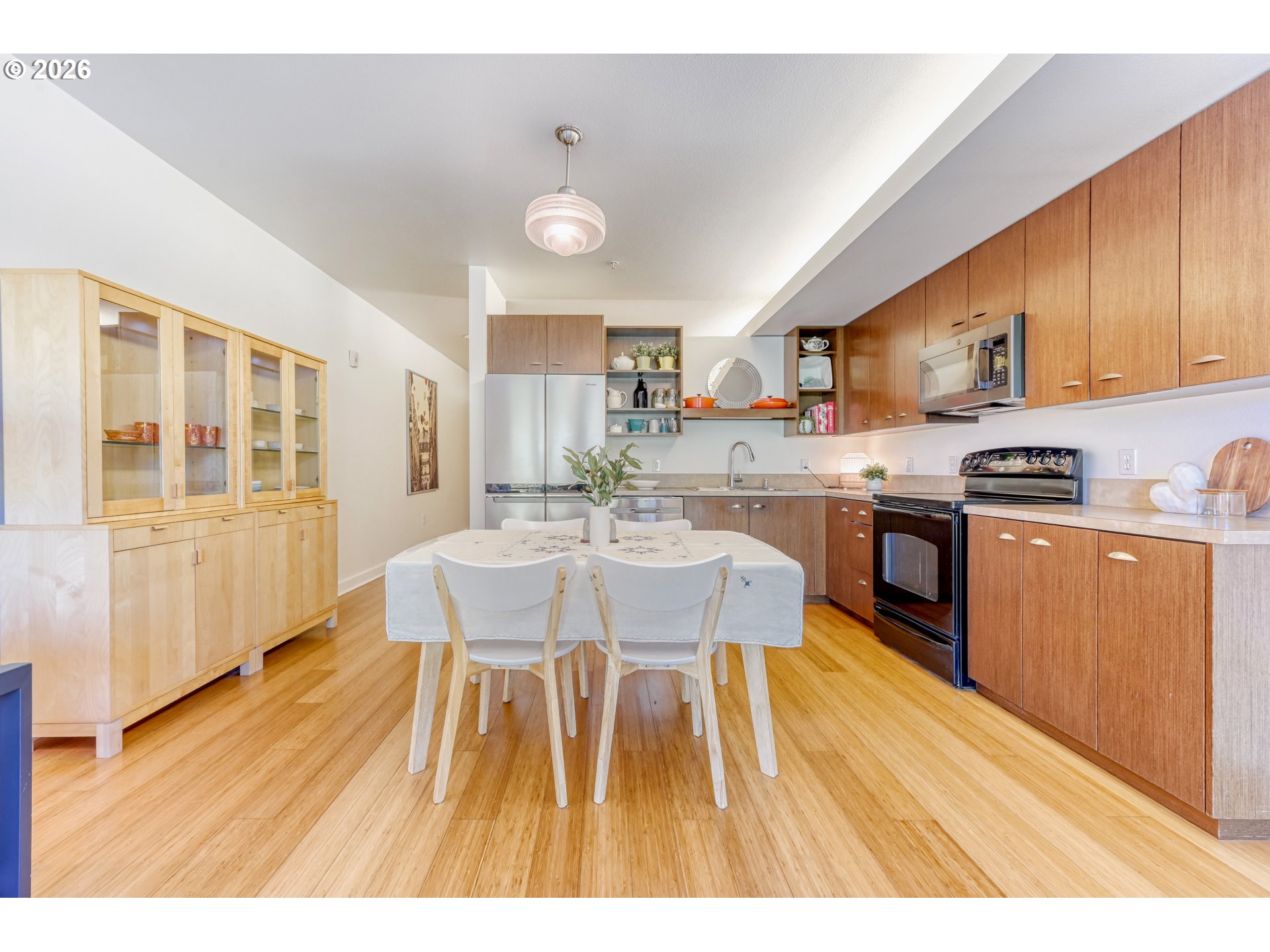 3970 North Interstate Avenue, Unit 307 Portland, OR 97227 - Photo 9 of 23 Kitchen/Dining Room
